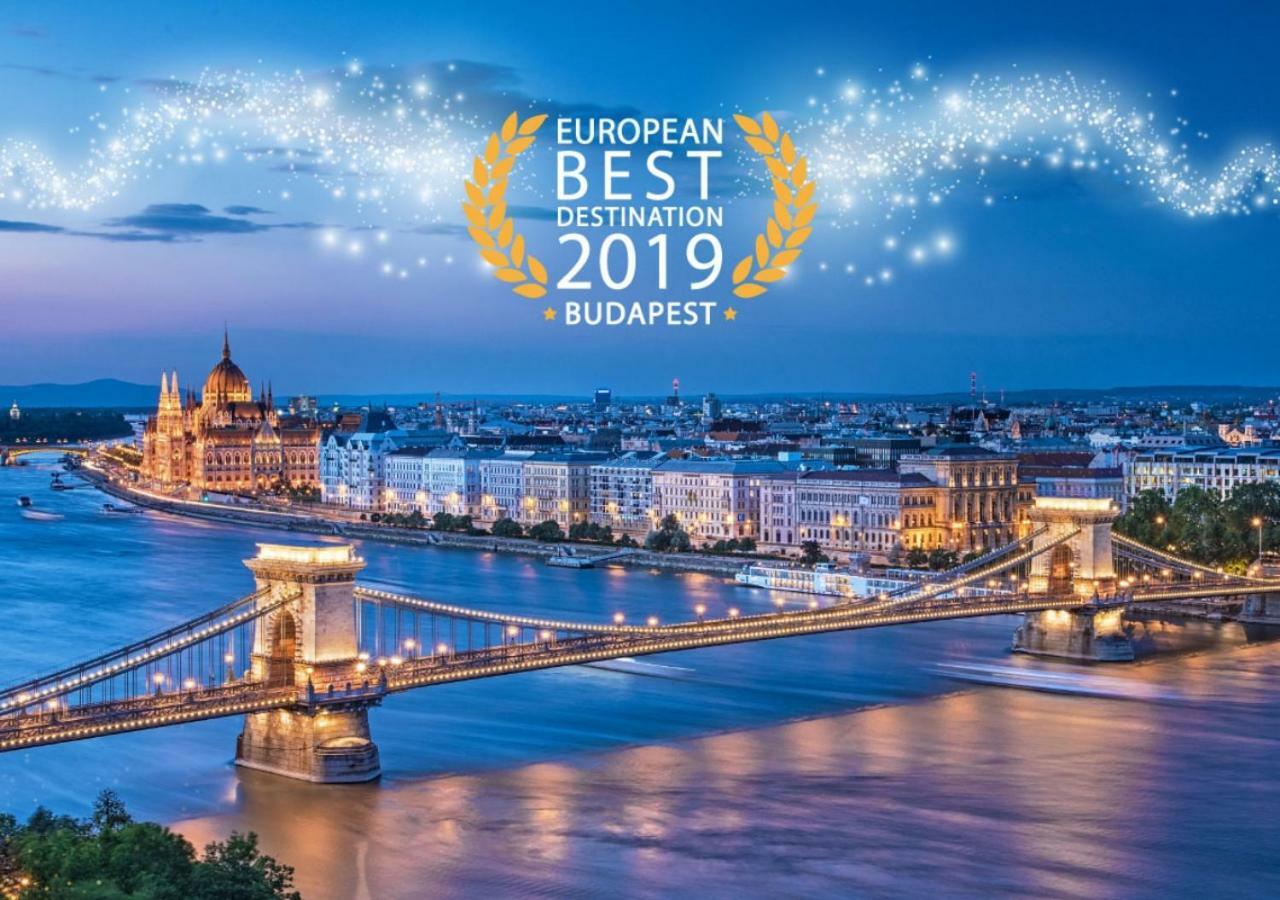 1,5 szobás lakás terasszal,közel a Széchenyi fürdőhöz Budapeste Exterior foto